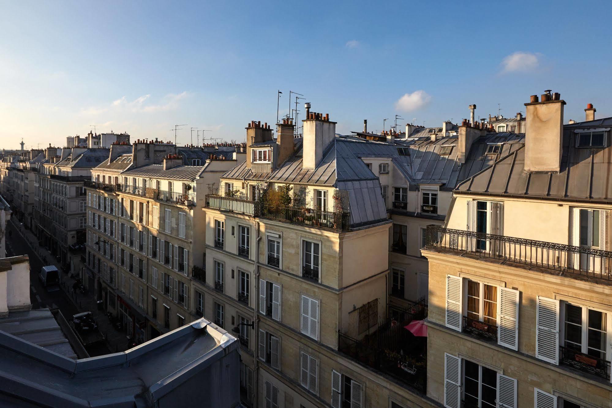 Grand Hotel Amelot Paris Exterior photo